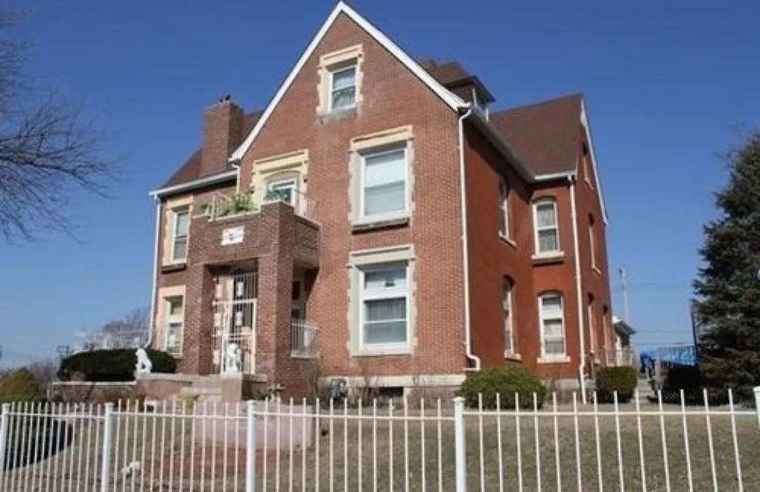 Central West End Bed And Breakfast-1